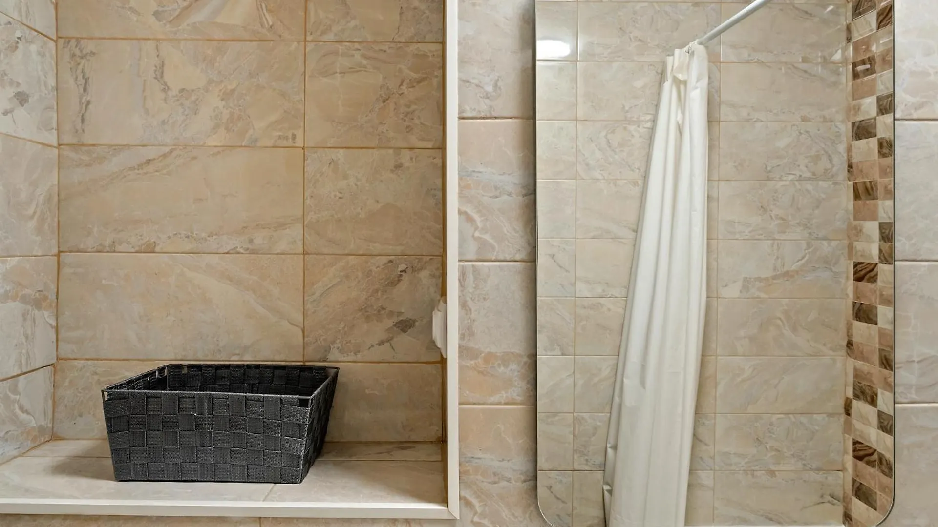 Garsoniera Regim Hotelier Lux Hanul Drumetului Bucharest