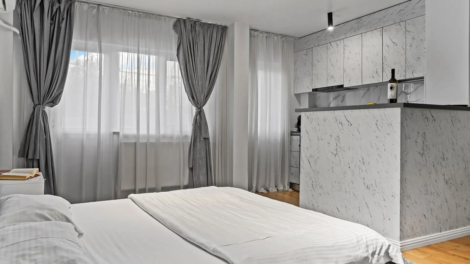 Garsoniera Regim Hotelier Lux Hanul Drumetului Bucharest 0*,  Romania
